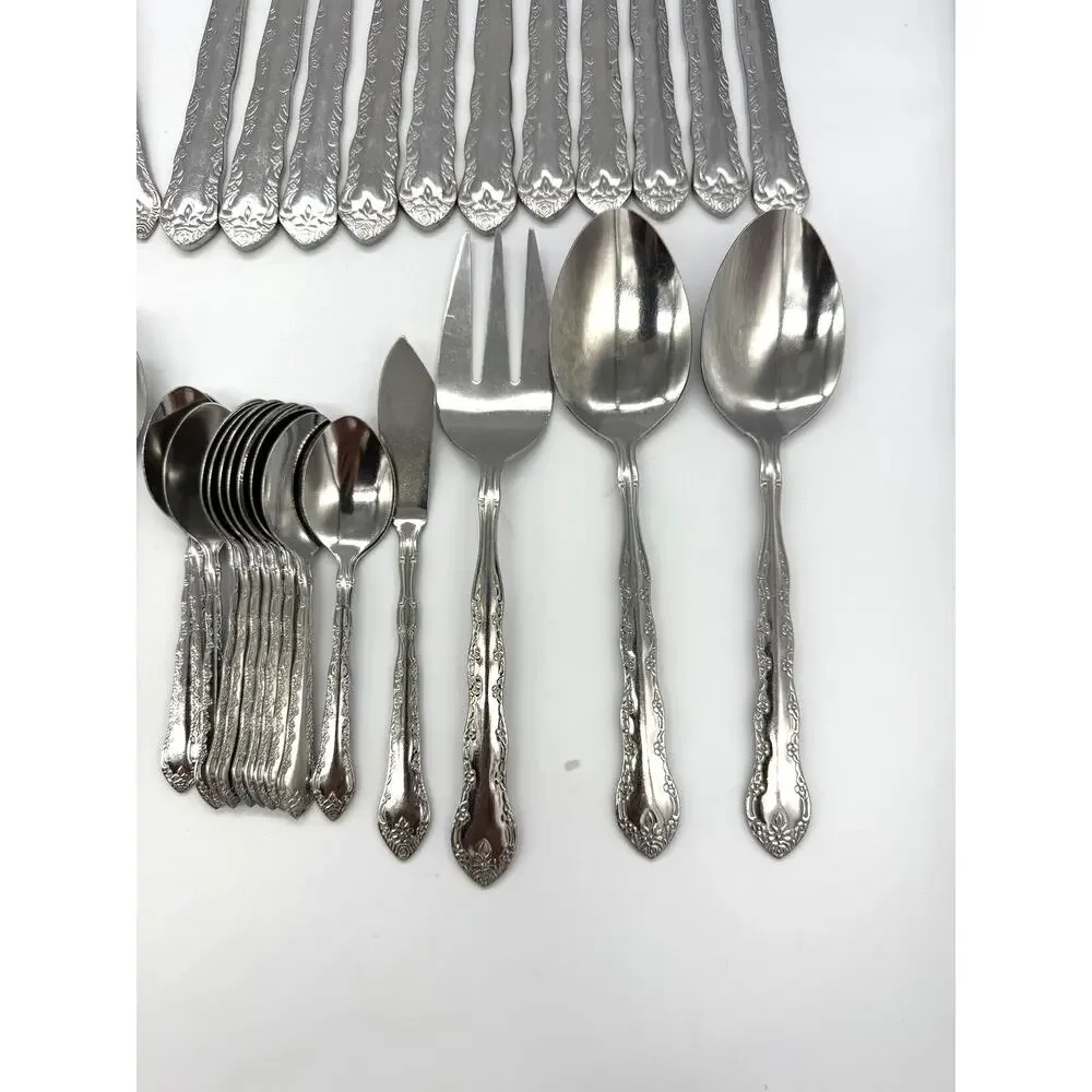 Stainless Steel Flatware 84 Pieces All Same Pattern *See Desc for Pieces